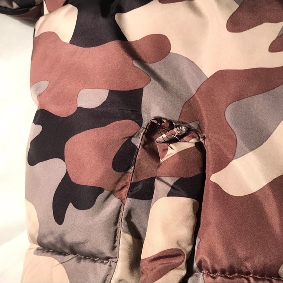 Forever 21 Forest-Camo print Puffer Coat WOMENS Lrg - Picture 8 of 9